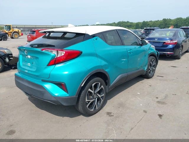 2018 TOYOTA C-HR XLE 4