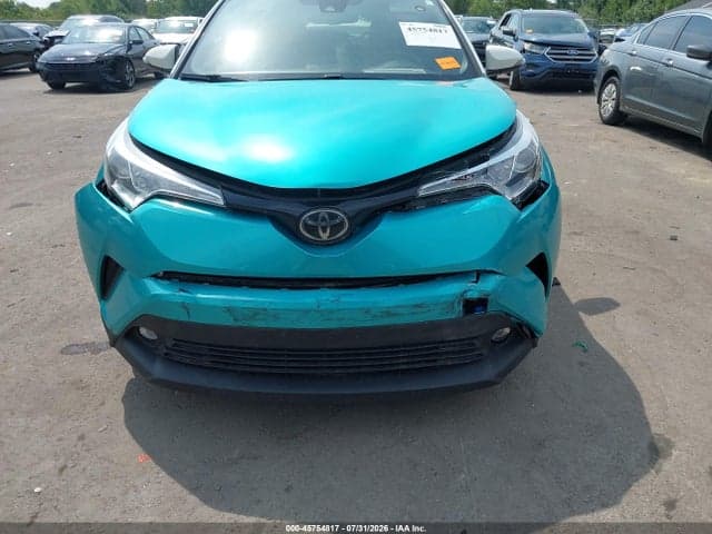 2018 TOYOTA C-HR XLE 6