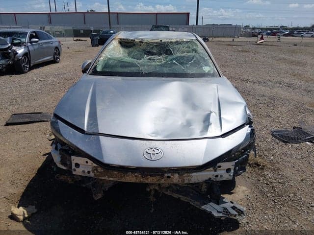 2025 TOYOTA CAMRY LE 12