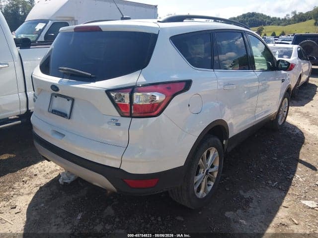 2018 FORD ESCAPE SE 4