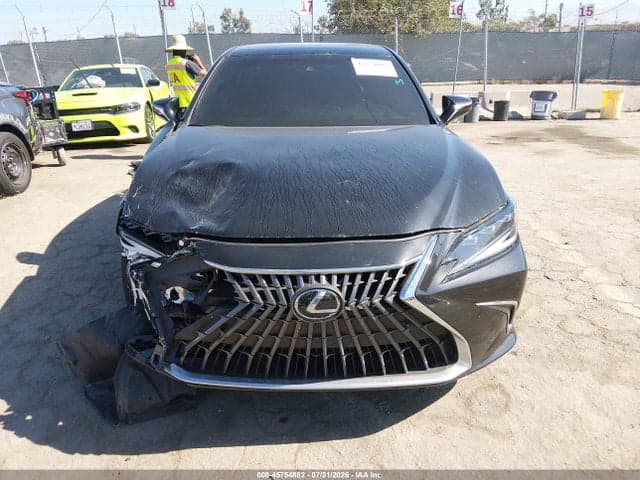 2024 LEXUS ES 300H 12