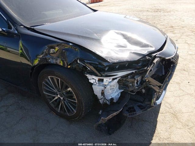 2024 LEXUS ES 300H 6