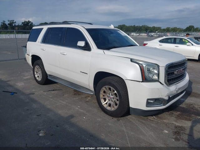 2017 GMC YUKON SLT 1