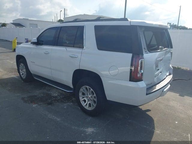 2017 GMC YUKON SLT 3