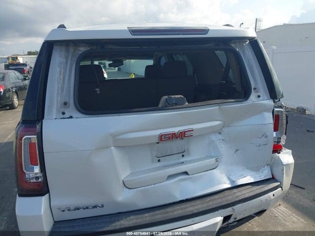 2017 GMC YUKON SLT 6