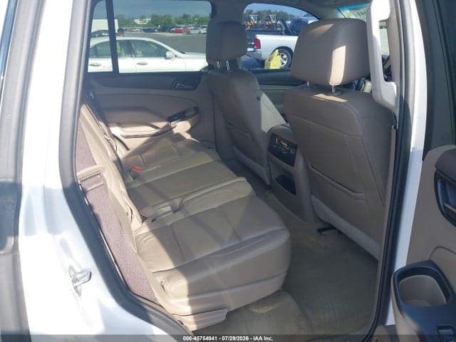 2017 GMC YUKON SLT 8