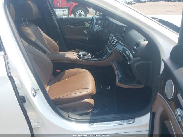 2017 MERCEDES-BENZ E 300 5