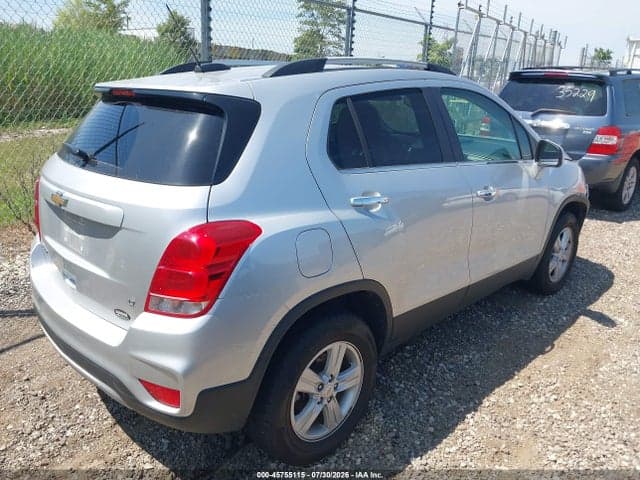 2020 CHEVROLET TRAX AWD LT 4