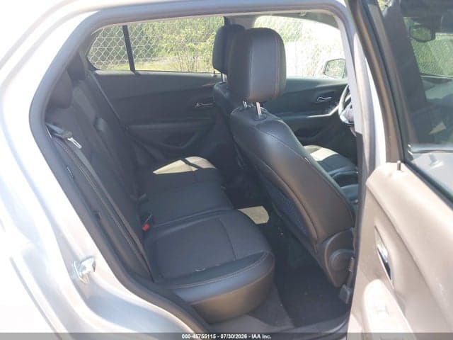 2020 CHEVROLET TRAX AWD LT 8