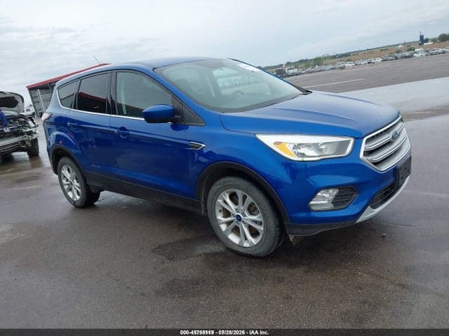 2017 FORD ESCAPE SE 1