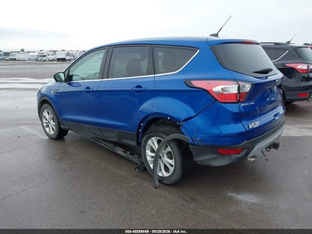 2017 FORD ESCAPE SE 3