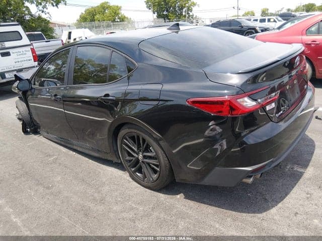 2025 TOYOTA CAMRY SE 3