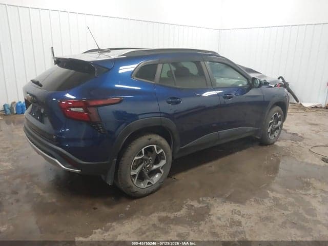 2024 CHEVROLET TRAX FWD LT 4