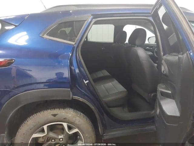 2024 CHEVROLET TRAX FWD LT 8