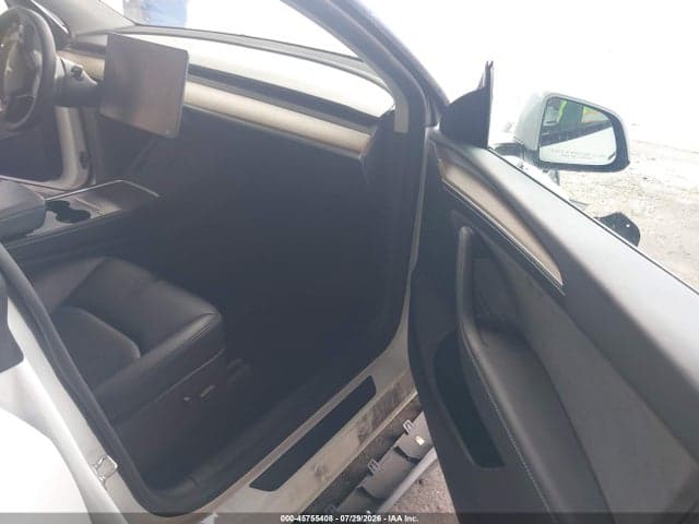 2024 TESLA MODEL Y LONG RANGE DUAL MOTOR ALL-WHEEL DRIVE 5