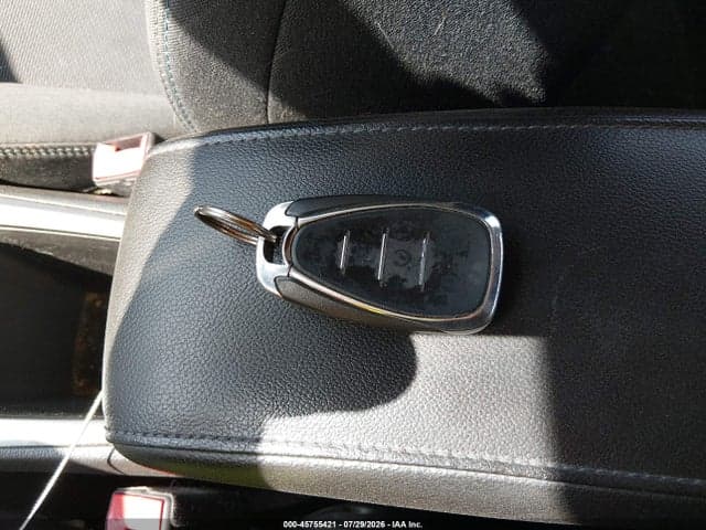 2017 CHEVROLET CRUZE LT AUTO 11