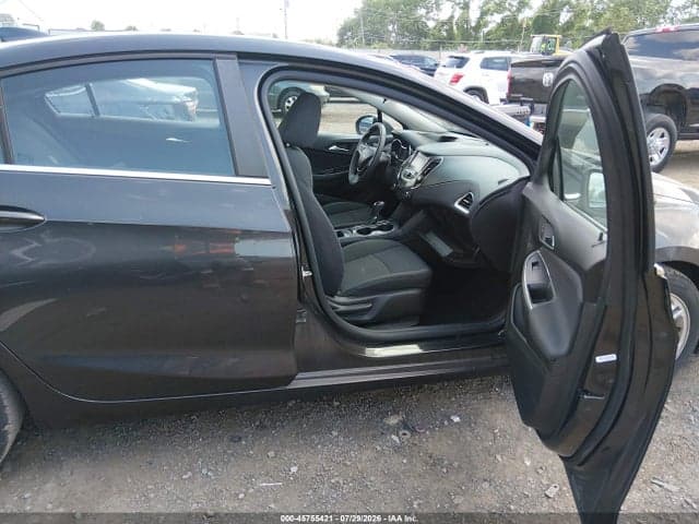 2017 CHEVROLET CRUZE LT AUTO 5