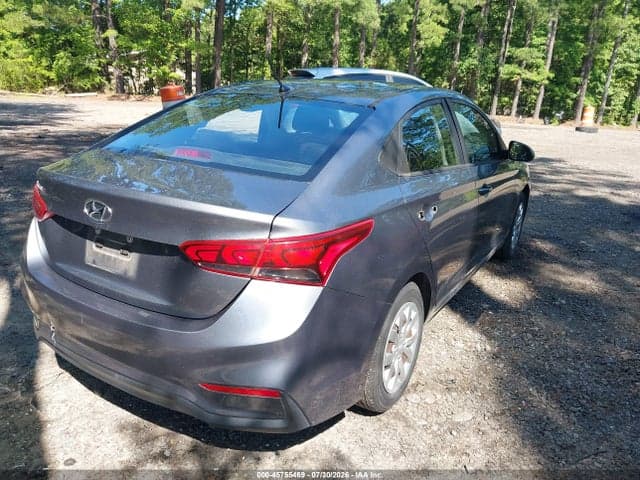 2020 HYUNDAI ACCENT SE 4