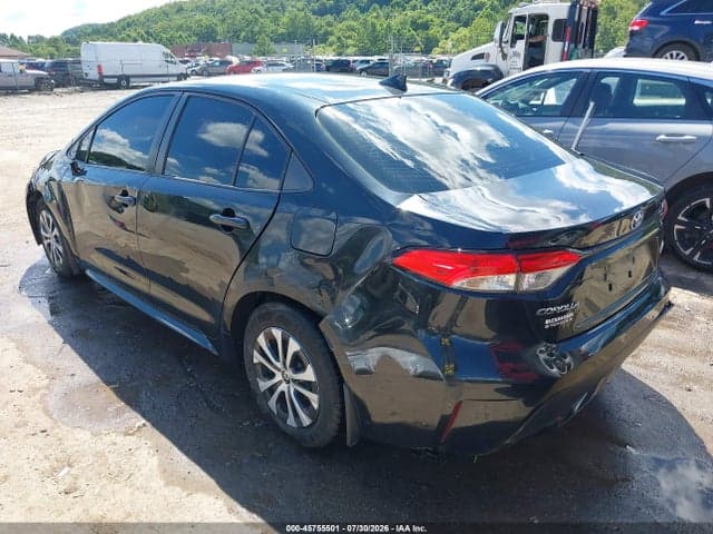 2022 TOYOTA COROLLA HYBRID LE 3