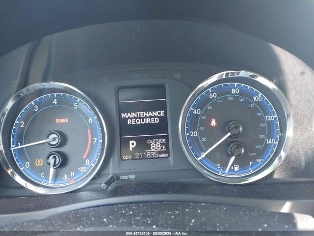 2018 TOYOTA COROLLA LE 15