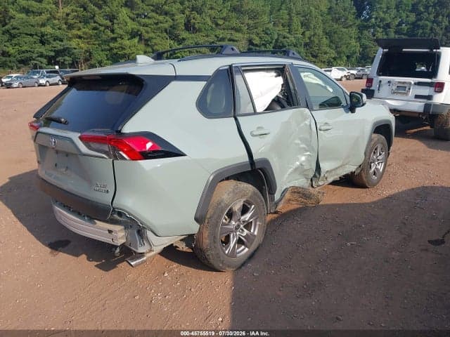 2022 TOYOTA RAV4 HYBRID XLE 4