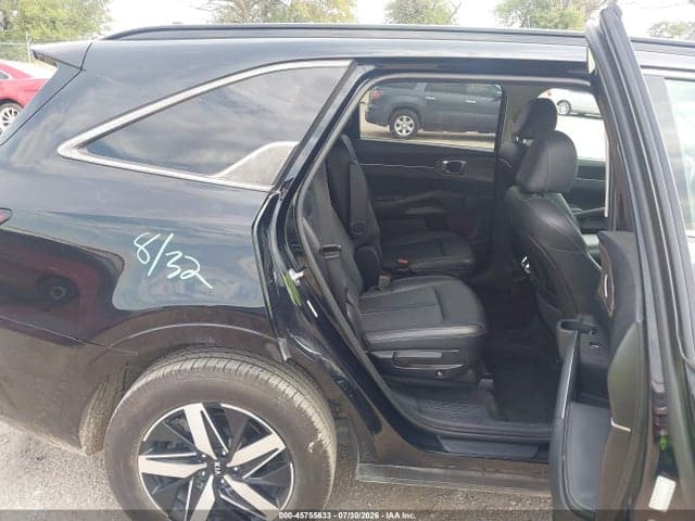 2021 KIA SORENTO EX 8