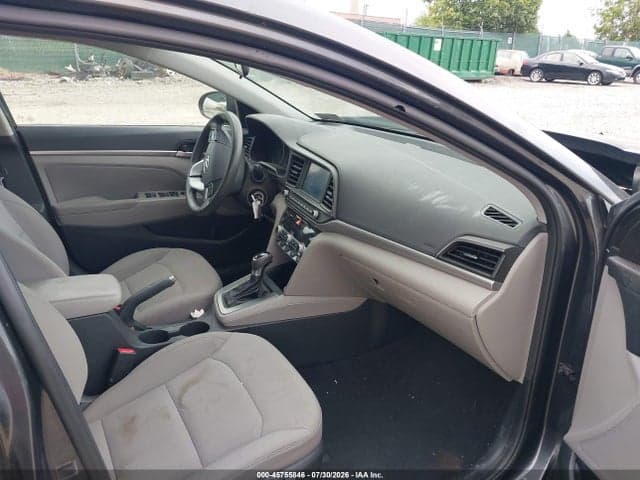 2020 HYUNDAI ELANTRA SEL 5