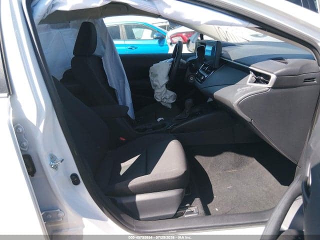 2025 TOYOTA COROLLA LE 5