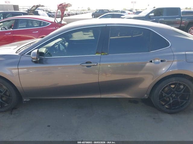 2019 TOYOTA CAMRY XSE 15
