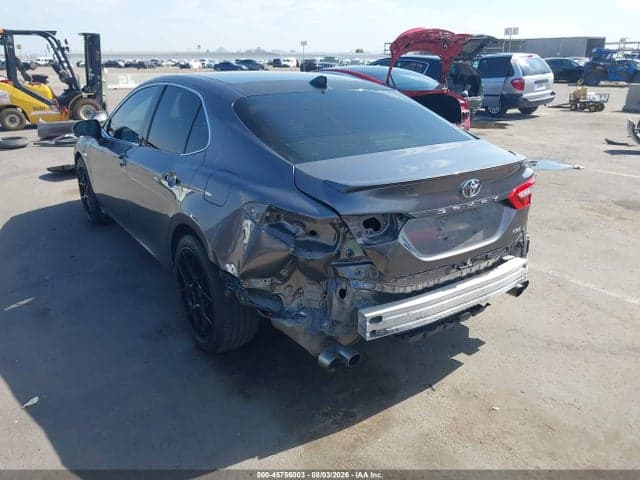 2019 TOYOTA CAMRY XSE 6