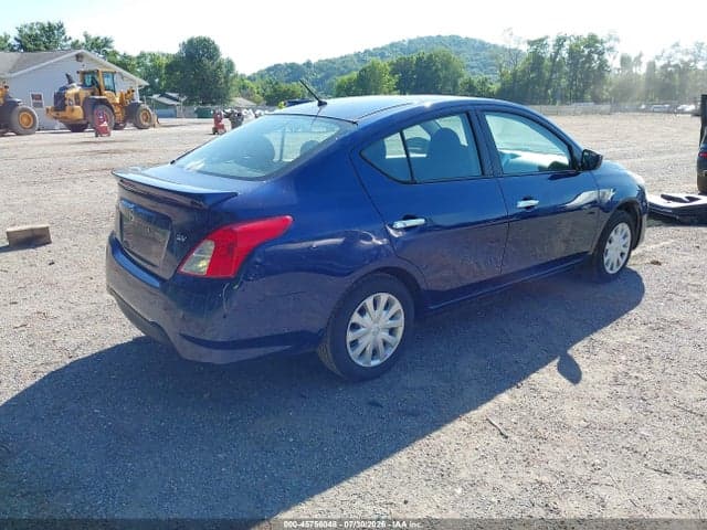 2018 NISSAN VERSA 1.6 SV 4