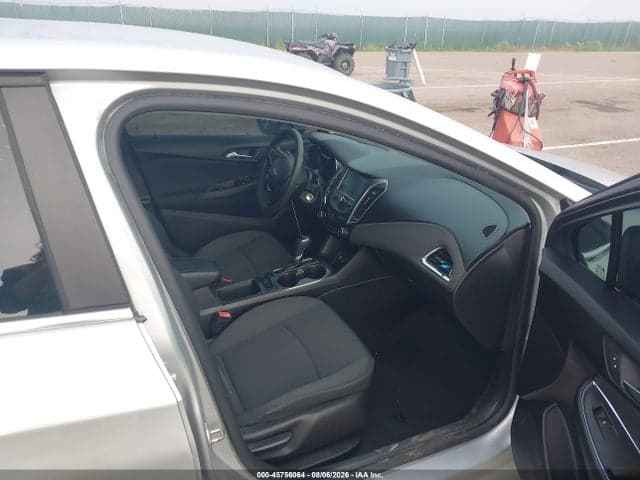 2017 CHEVROLET CRUZE LT AUTO 5