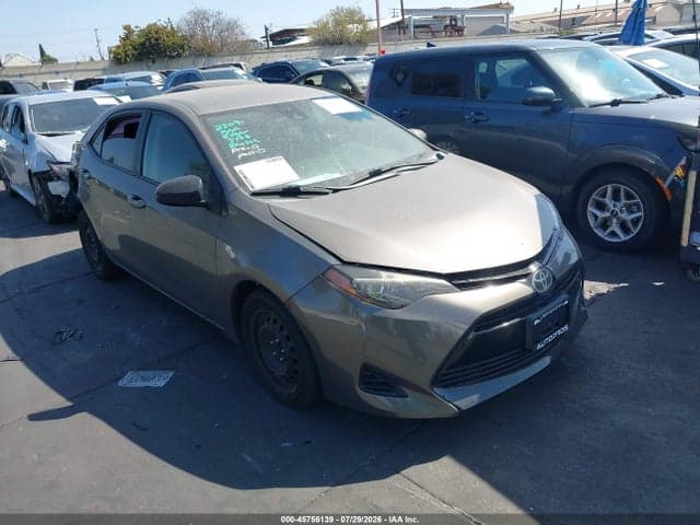 2017 TOYOTA COROLLA LE 1