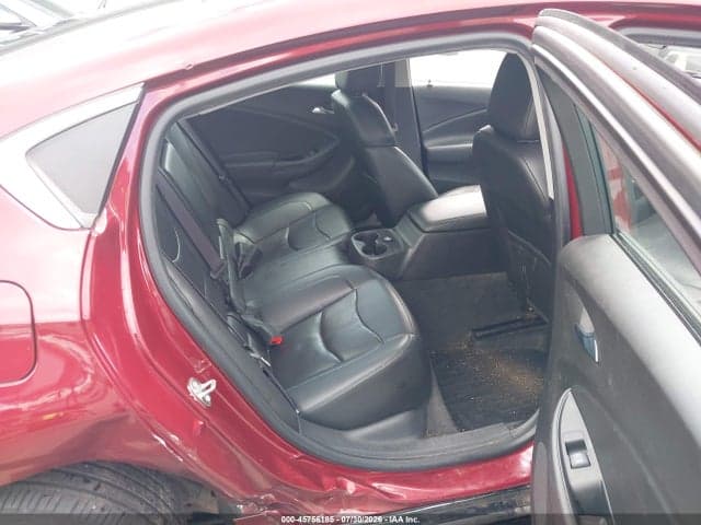 2017 CHEVROLET VOLT LT 8