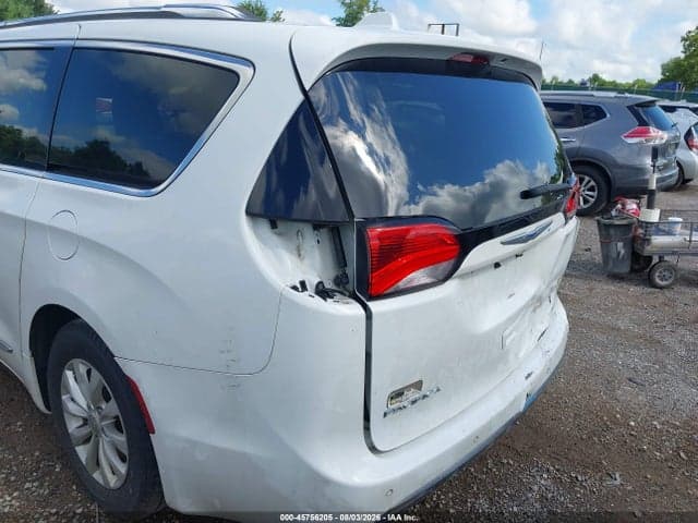 2018 CHRYSLER PACIFICA TOURING L PLUS 18