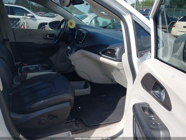 2018 CHRYSLER PACIFICA TOURING L PLUS 5
