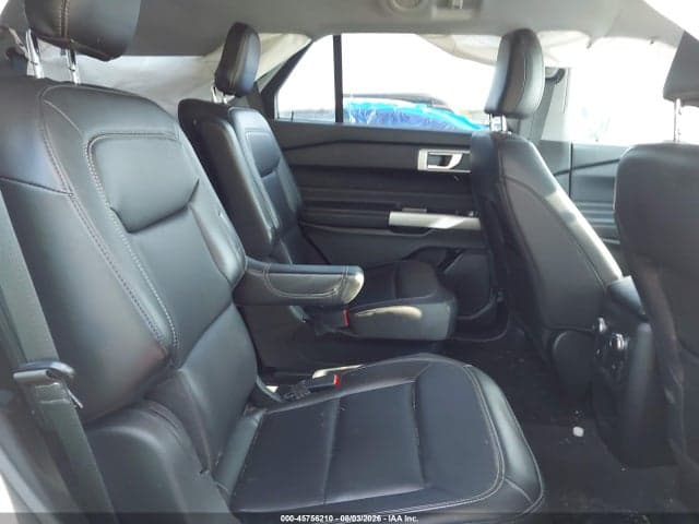 2021 FORD EXPLORER XLT 8