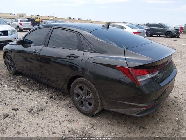 2021 HYUNDAI ELANTRA SEL 3
