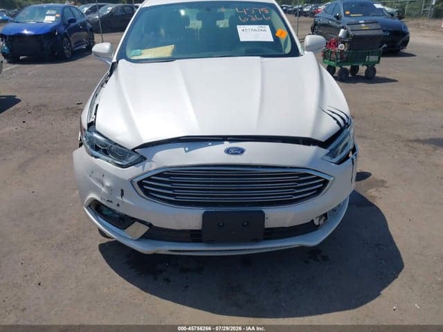 2017 FORD FUSION SE 12
