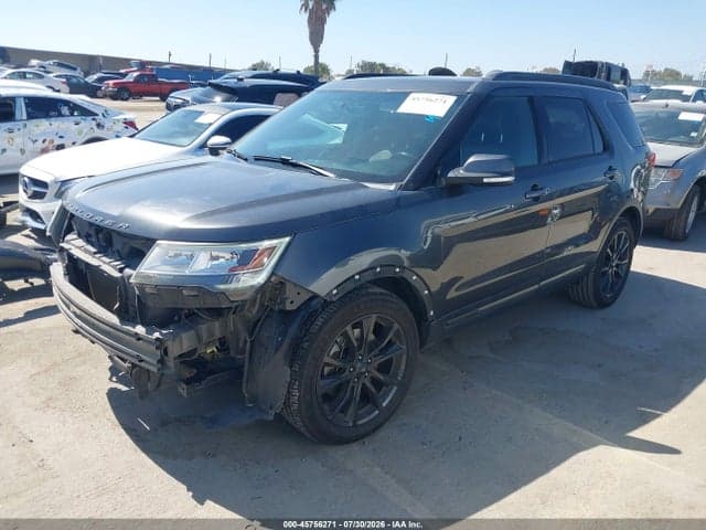 2017 FORD EXPLORER XLT 2