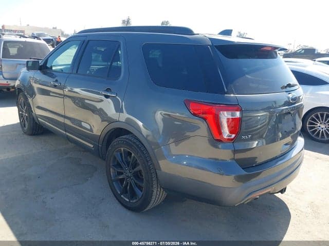 2017 FORD EXPLORER XLT 3