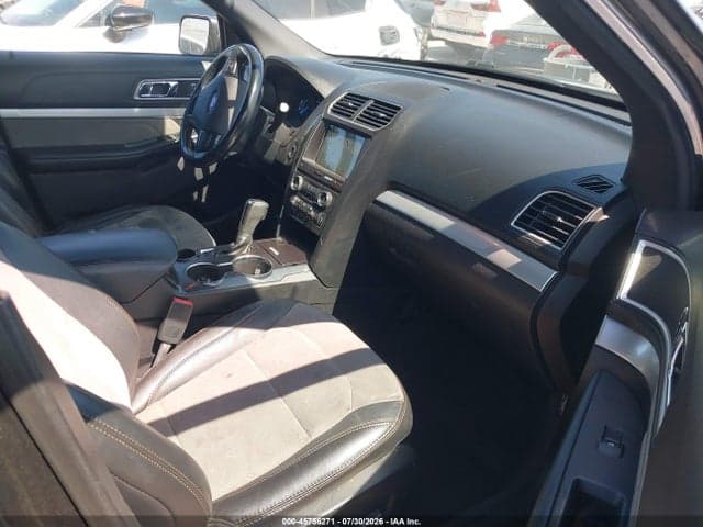 2017 FORD EXPLORER XLT 5