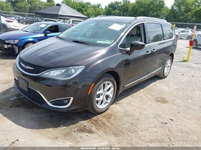 2017 CHRYSLER PACIFICA TOURING-L PLUS 2