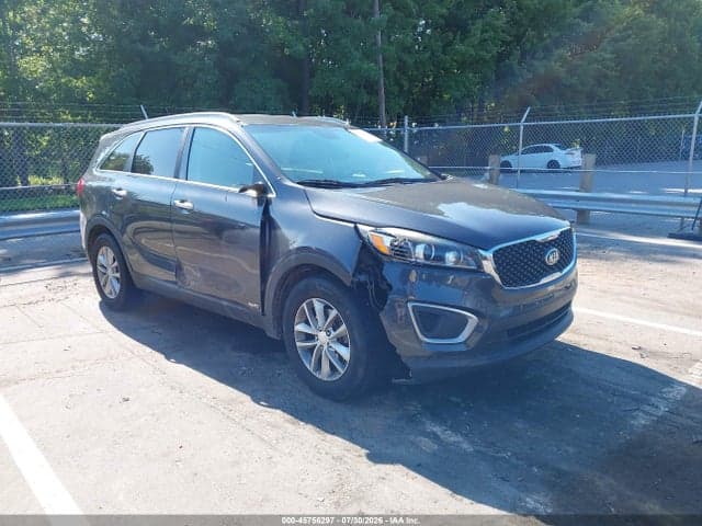 2017 KIA SORENTO 2.4L LX 1