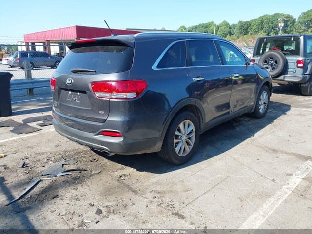 2017 KIA SORENTO 2.4L LX 4