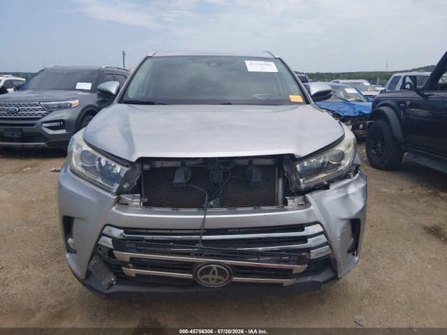 2018 TOYOTA HIGHLANDER LIMITED 12