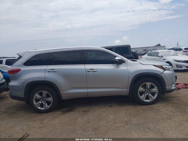2018 TOYOTA HIGHLANDER LIMITED 13
