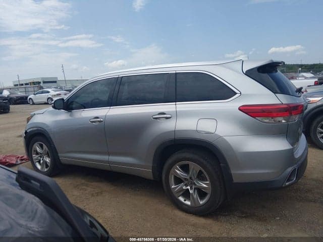 2018 TOYOTA HIGHLANDER LIMITED 14