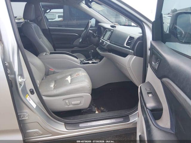 2018 TOYOTA HIGHLANDER LIMITED 5