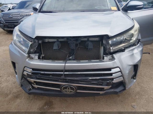 2018 TOYOTA HIGHLANDER LIMITED 6